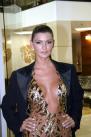 desfile-vestido-de-ouro-modelo-de-blaiser